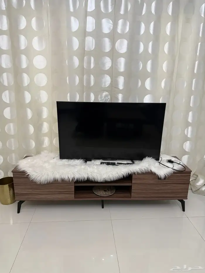 غرفة معيشة متكاملة من آشلي مستعمل. 3