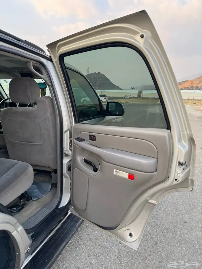 تاهو 2005 نظيف جدا 52