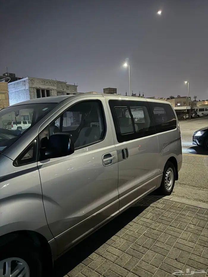 هيونداي H1 2017 2