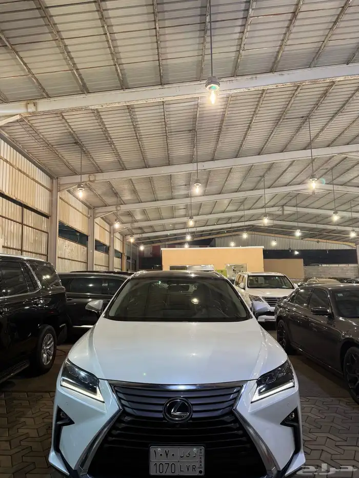 لكزس RX350 2017 ( الوكيل عبداللطيف جميل ) 1