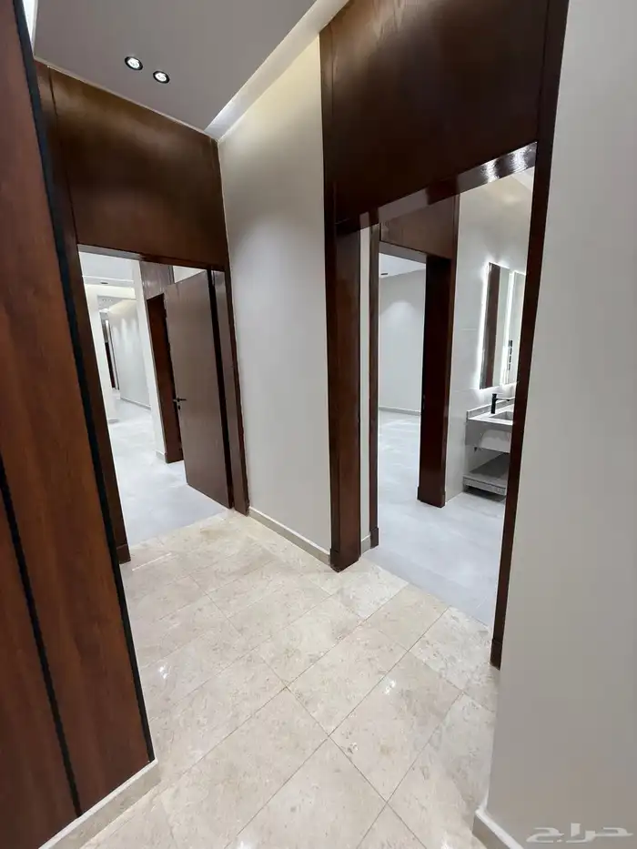 فرصه للبيع فيلا روف ب 685 الف عليها تامين وحي مكتمل الخدمات 7