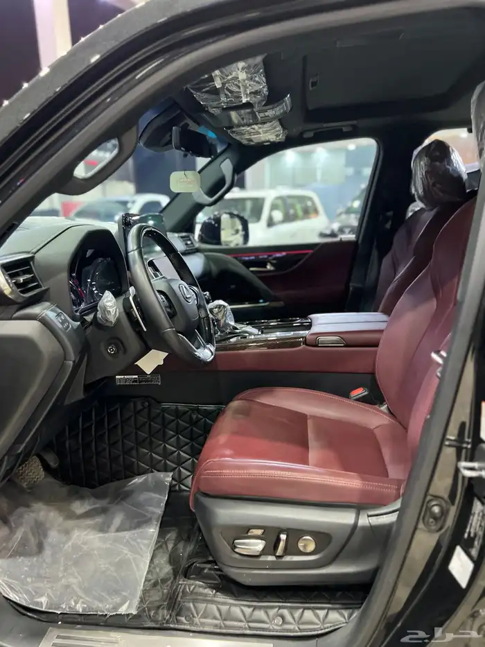 لكزس LX600. 2024. BB بريمي ماشي 21 الف 10