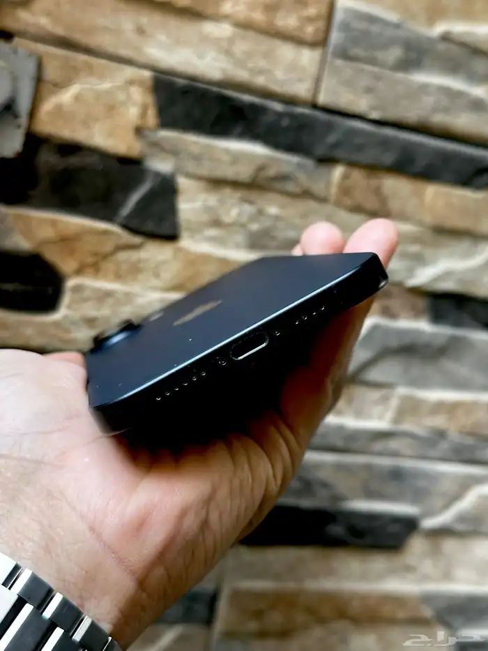 أيفون 16 بلس 128 جيجا نسخة الشرق الأوسط البطارية 100 4