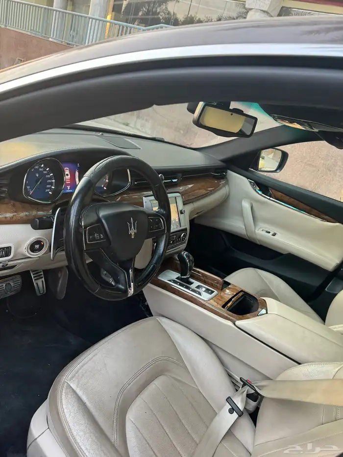 للبيع مازيراتي كواترو موديل 2016 فيها دقة خفيفة مصدوم 10