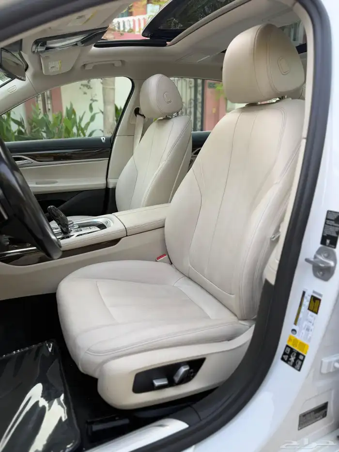 للبيع بي ام دبليو 740Li فل كامل 8