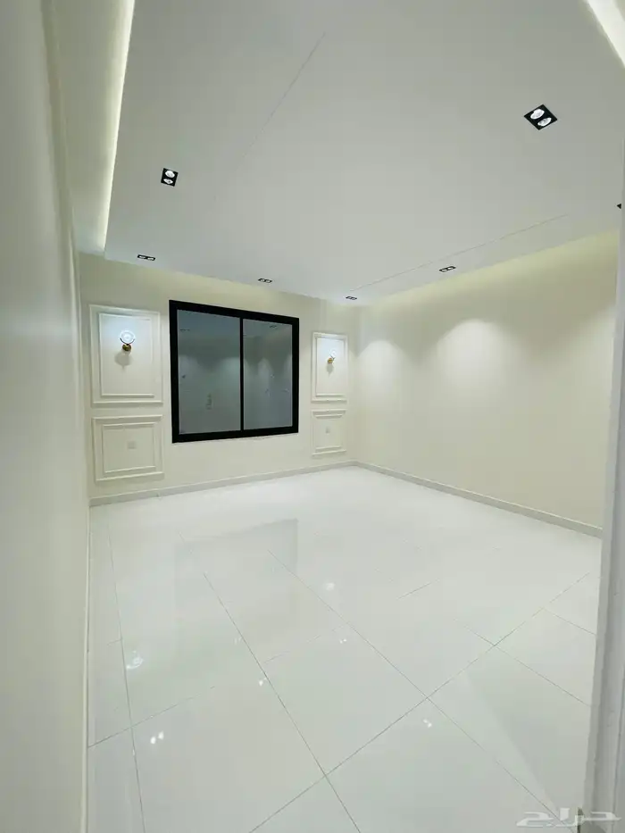 للبيع شقق تمليك علوي مع سطح مصعد راكب حي المعارض السعر 520 20