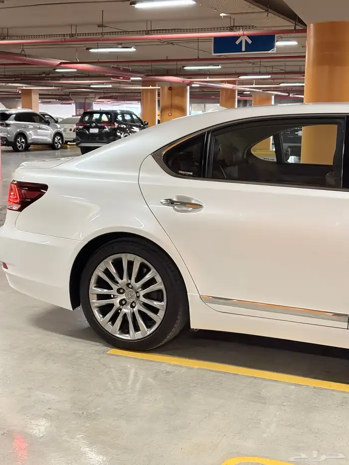 لكزسls460. لارج فل كامل سعودي 12