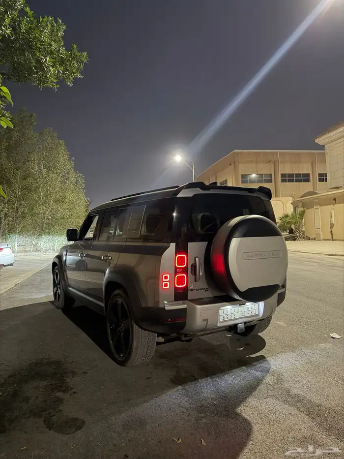 ديفندر 2020 - HSE110 - Defender P300 5