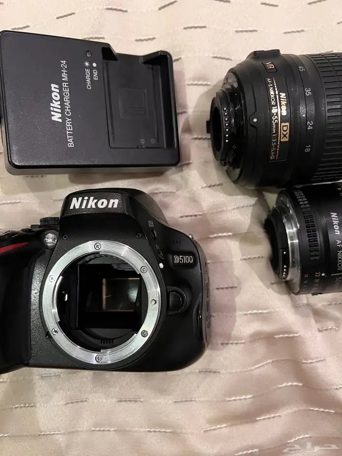 كاميرا نيكون 5100D مع عدستين و شاحن 1