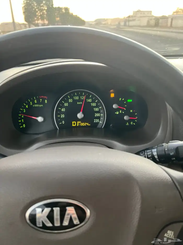 كيا كرنفال 2014 28