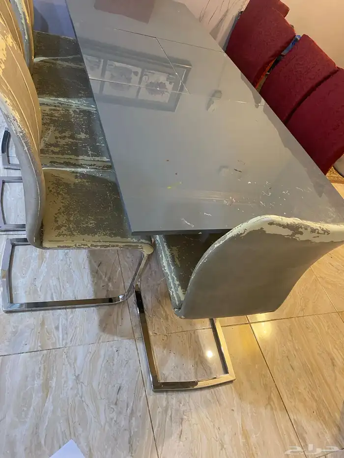 طاولة طعام 1