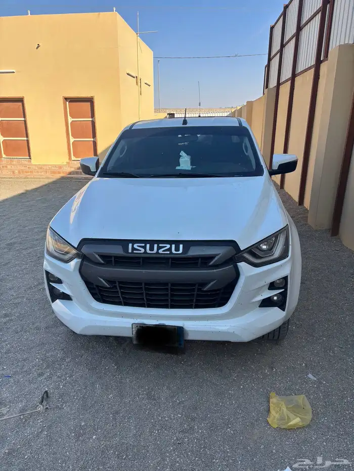 ايسوزو 2021 توماتيك دبل 0