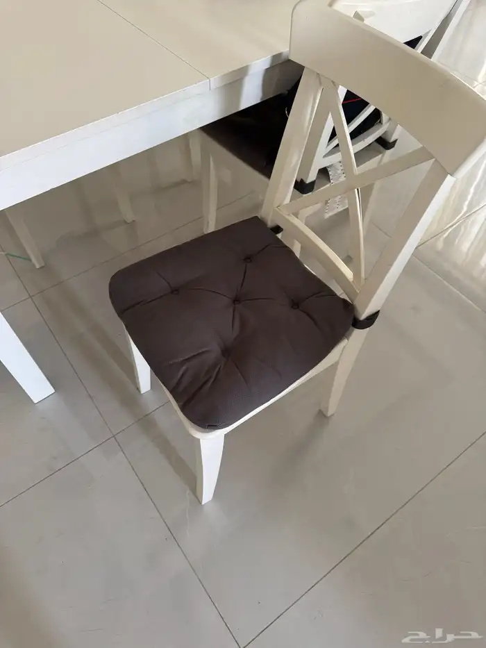 طاوله طعام 1