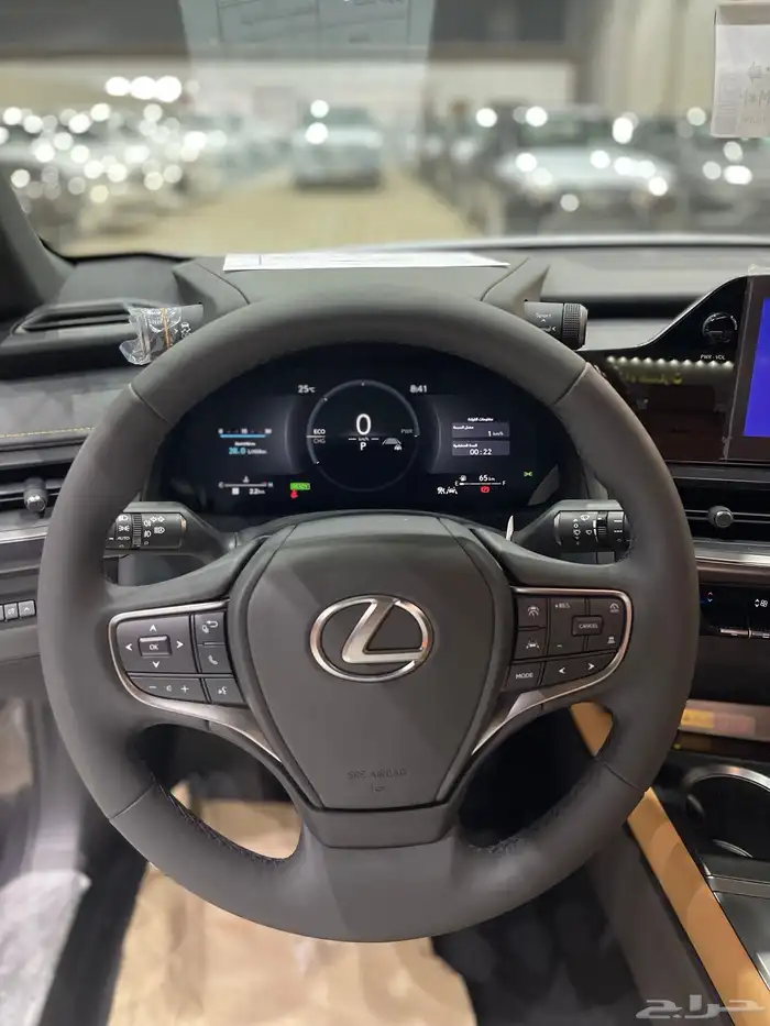 لكزس Ux300h سعودي عدة الوان كاش و اقساط 10