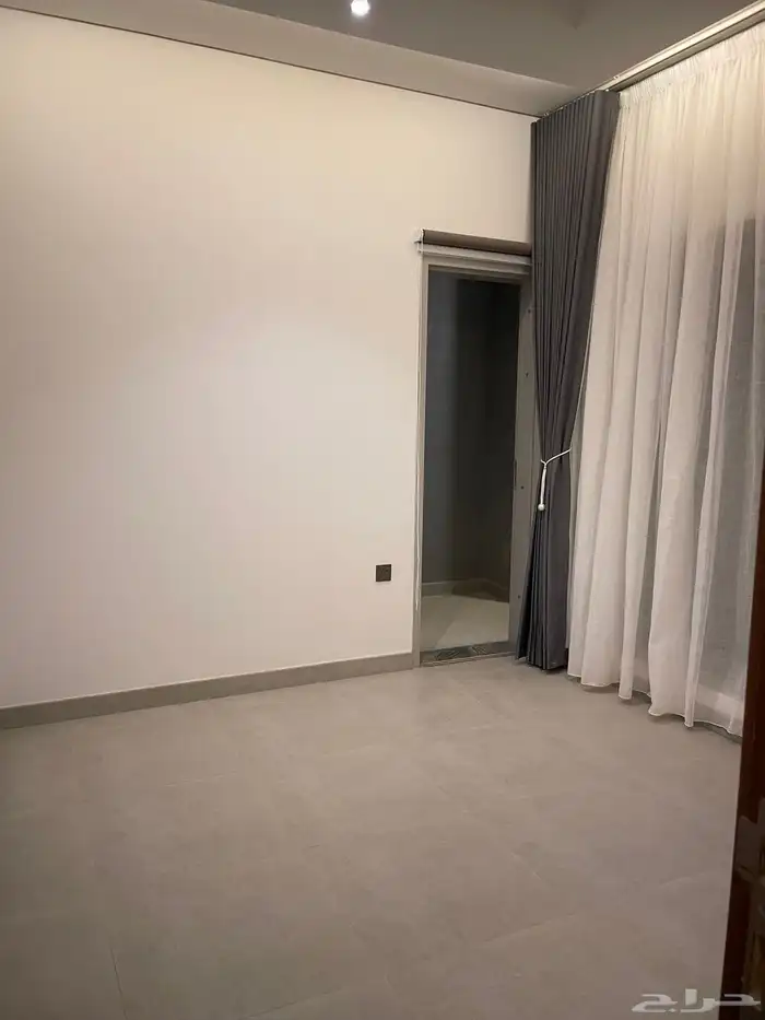 للبيع شقة مودرن فاخرة في برج جود 24