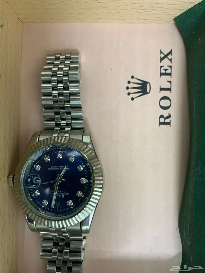 ساعه رولكس اصليه بس بدون ضمان وفتوره لأنها قديمه 1