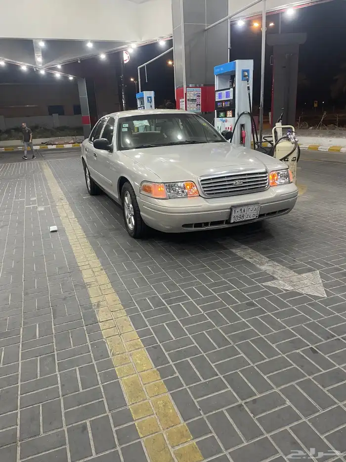 فورد فكتوريا 0