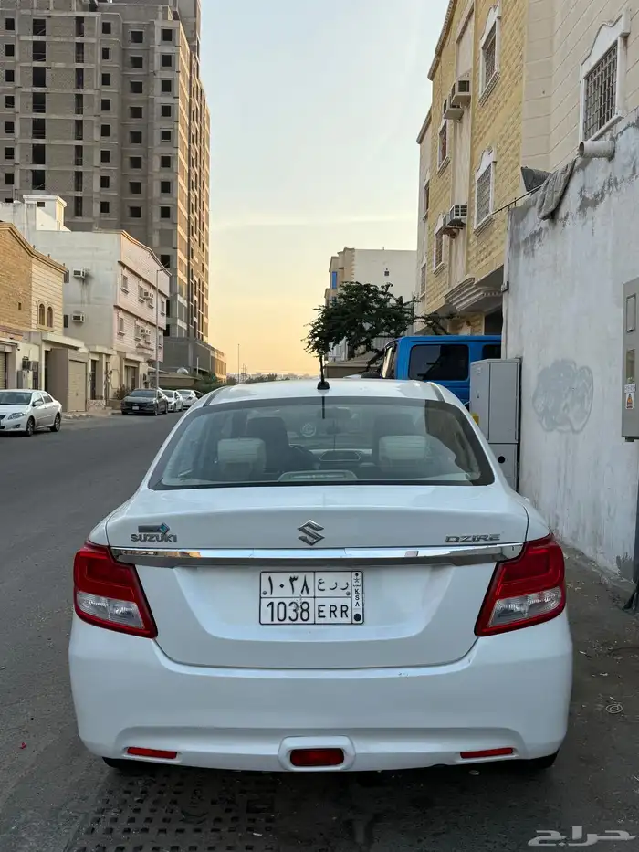 للبيع سوزوكي ديراير 2