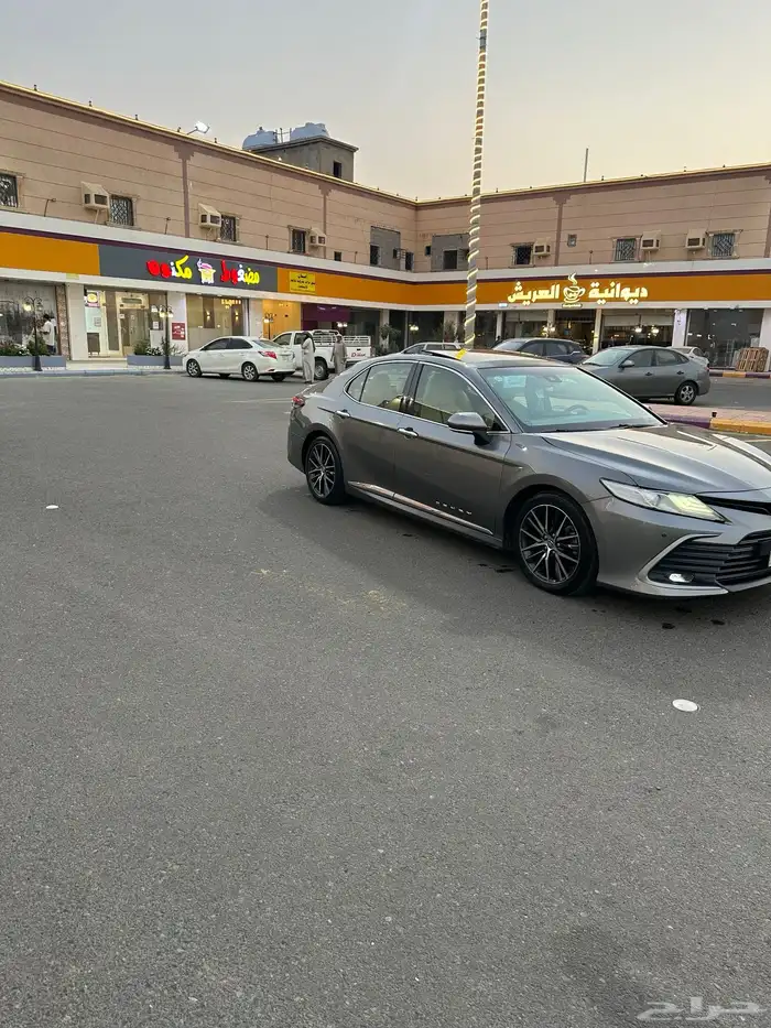 للبيع كامري قراندي 2021 5