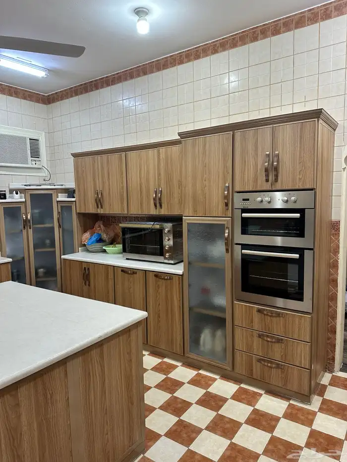 دولاب مطبخ الومنيوم 17 متر تقريبا  رخام صناعي 6