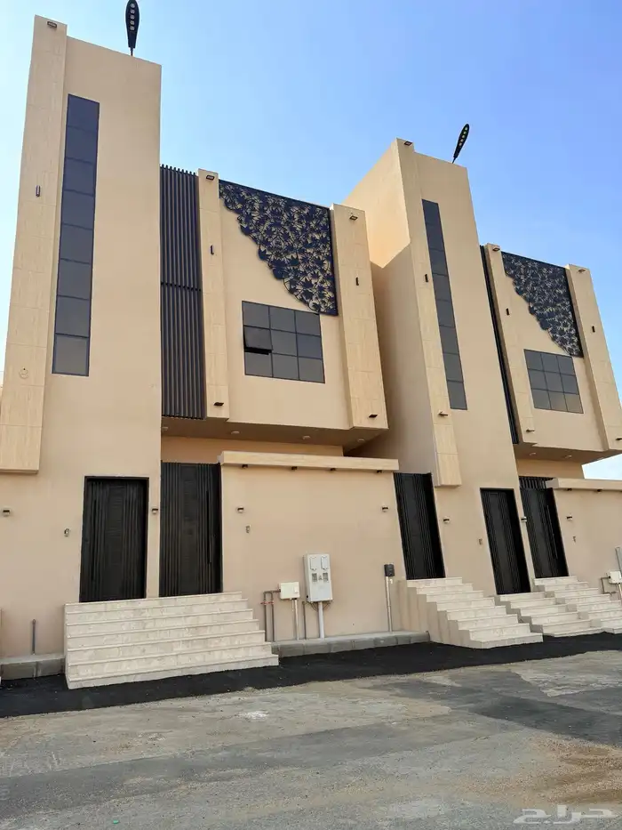 فرصه للبيع فيلا روف ب 685 الف عليها تامين وحي مكتمل الخدمات 2