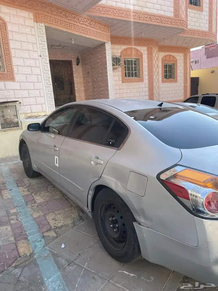 للبدل المناسب ولو جابت سعر طيب للبيع 5