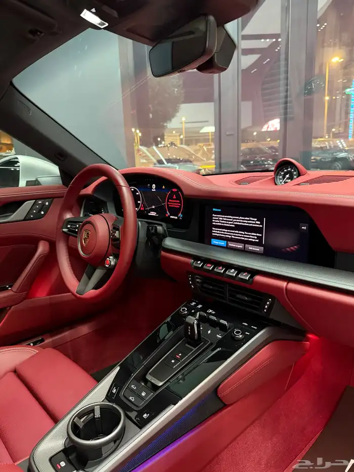 بورش 911 كاريرا 2025 شبه جديد مواصفات عاليه 18