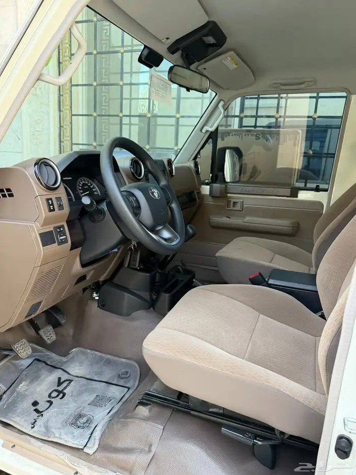 للبيع جيب ربع 2025 دفلك كميرا قير عادي 6