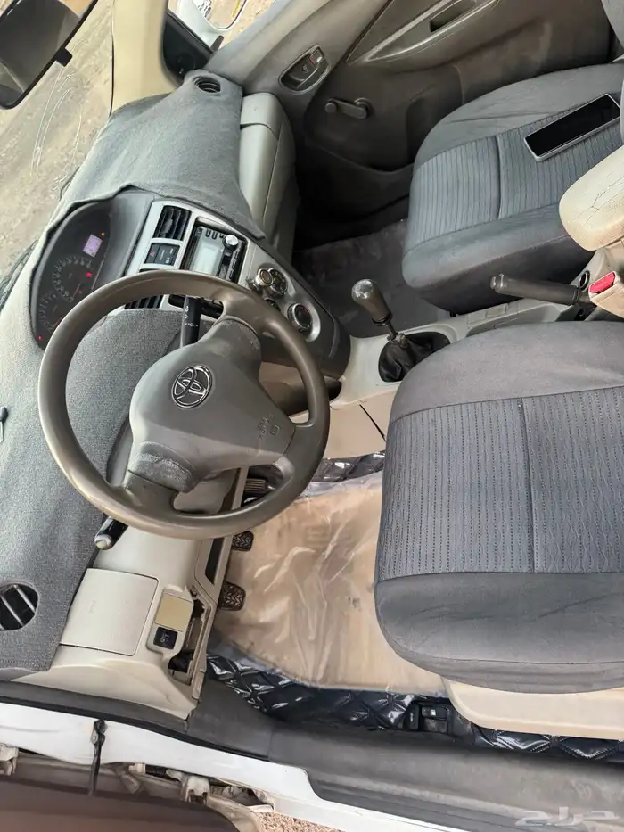 يارس موديل 2009 قيرعادي للبيع 16