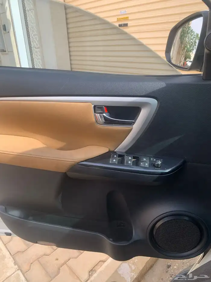 جيب فورشنر 2019 ديزل ماكينة 2800 للبيع البودي والمكينة شرط 5