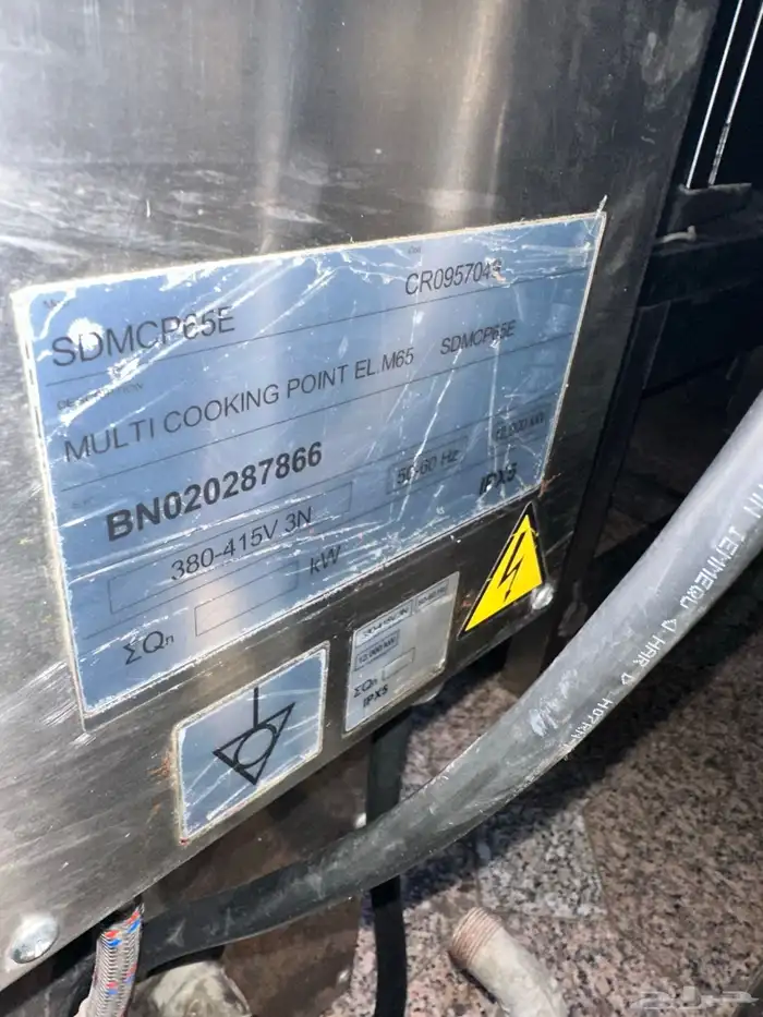 بيع جميع معدات المطاعم والمخابز والكفيهات المستعمله شبه جد 26