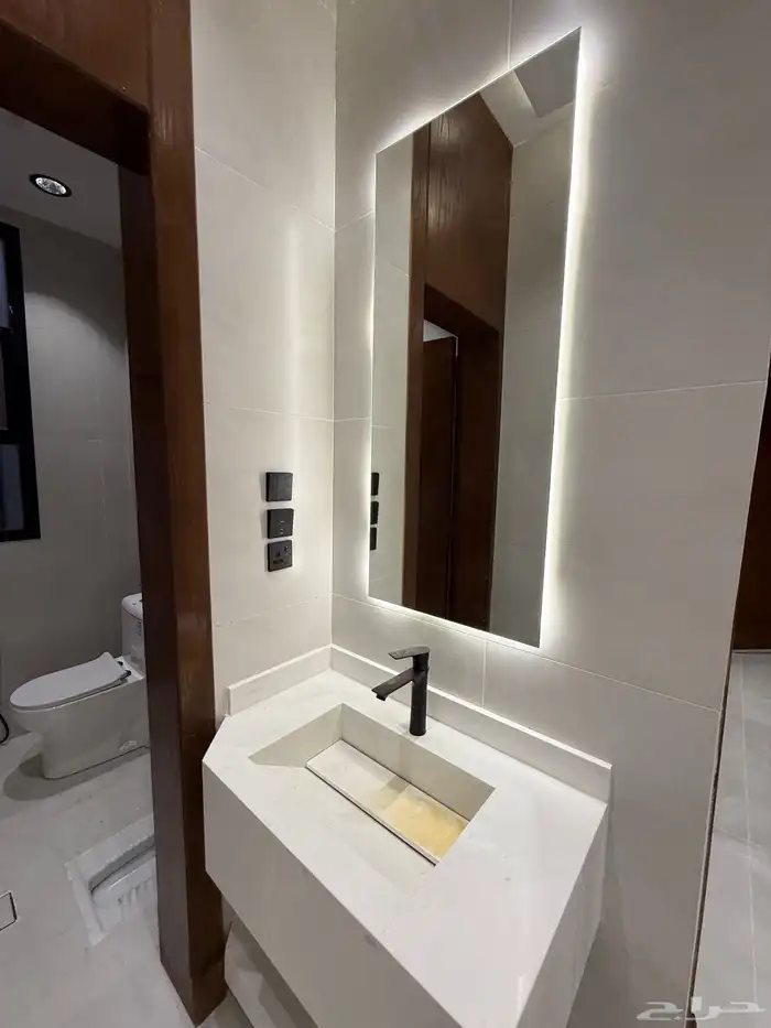 فرصه للبيع فيلا روف ب 685 الف عليها تامين وحي مكتمل الخدمات 28