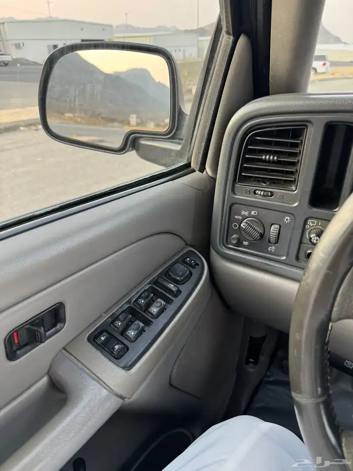 تاهو 2005 نظيف جدا 29