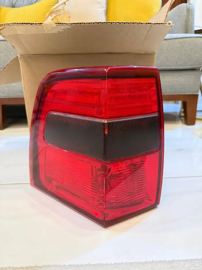 اصطب خلفي فورد اكسبديشن 2012 0