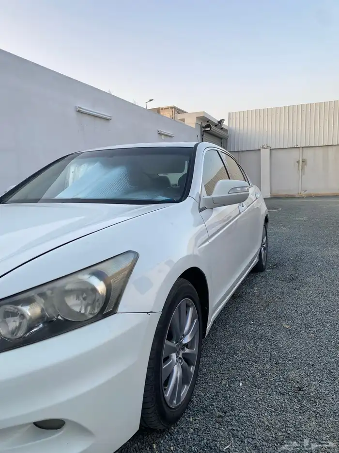 هوندا أكورد بلد 1