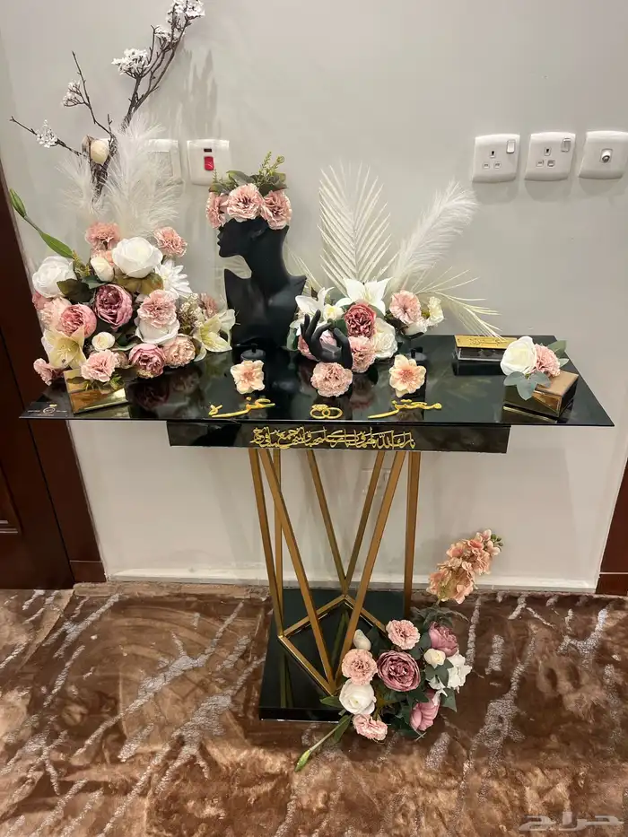 عربية ملكة 2