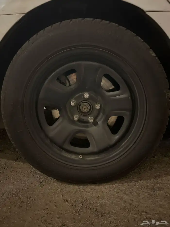 طقم جنوط فورد و دوج بوليسي نظيفة الحد 1200 3