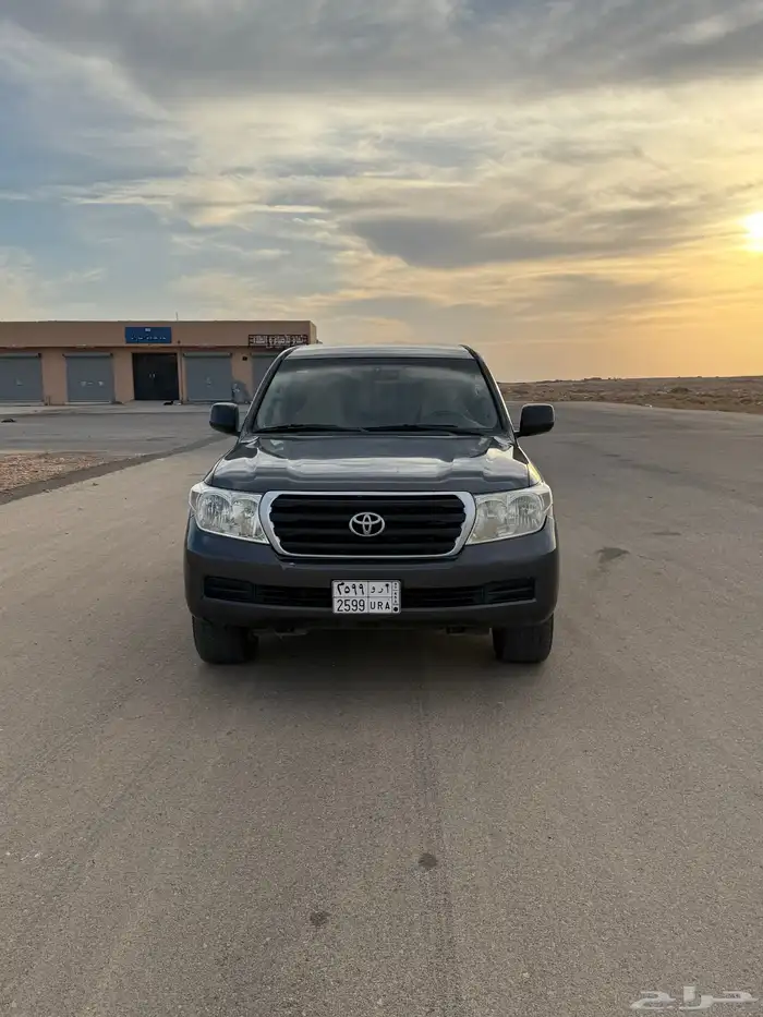 تايوتا لاندكروزر 6