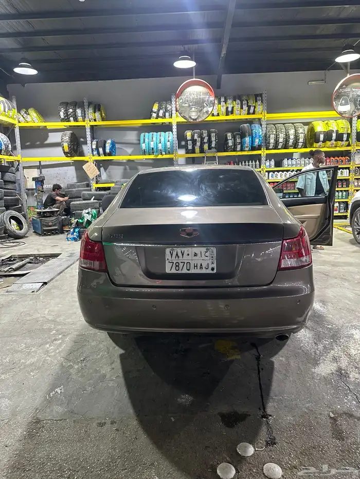 Geely 2013 es8جيلي 3