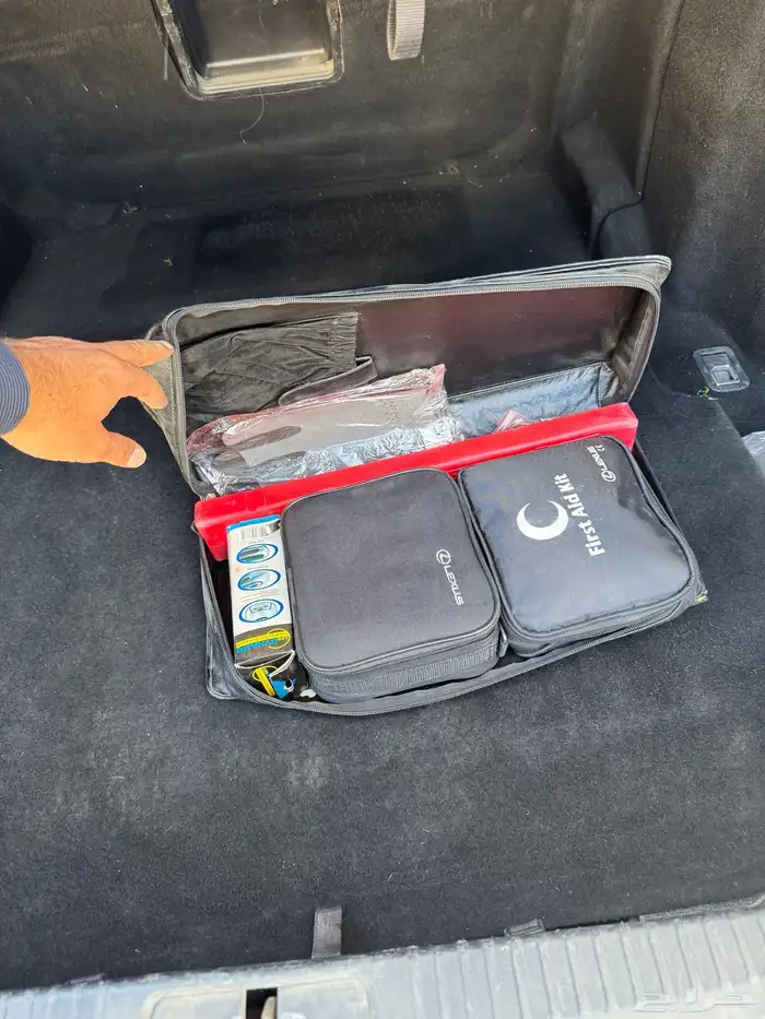 لكزز جي اس 8