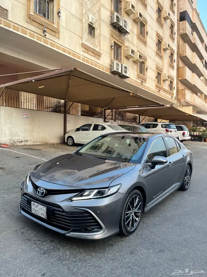 تويوتا كامري 2021 GLE هايبرد 0