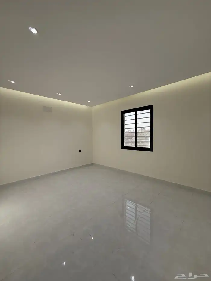 للبيع ارواف علويه وارواف ارضيه ببايكة سياره ف شمال الخميس 39