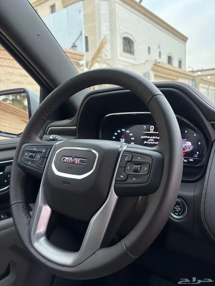 جمس يوكن 2023 SLT (مخزن) 40