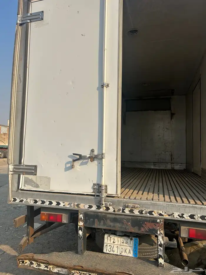 للبيع دينا ثلاجة بدون جهاز التبريد 2