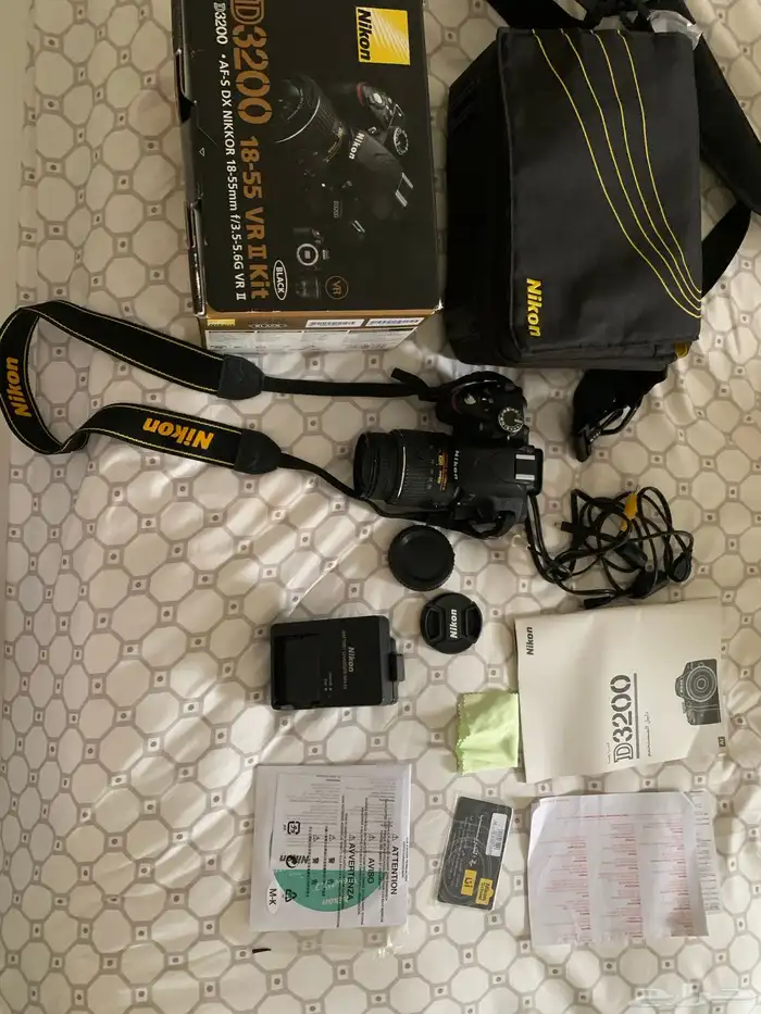 كاميرا نيكون 1