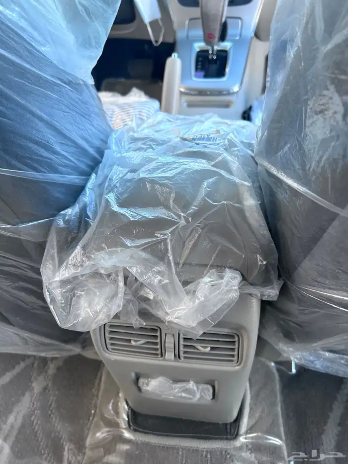 سنترا نيسان مخزن على موديله 7