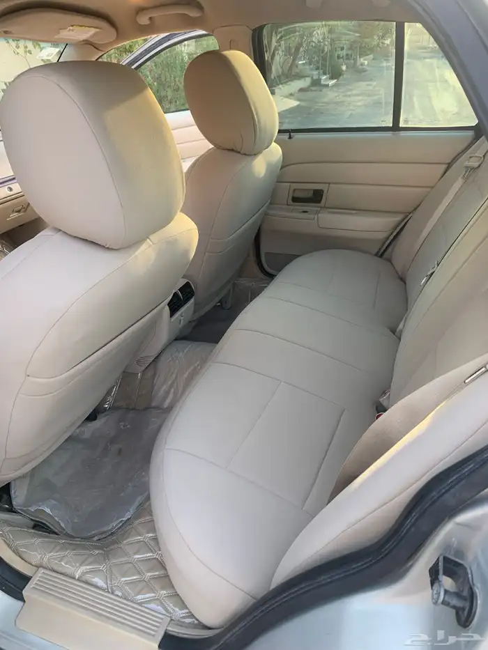 فورد فكتوريا 2012 ممشى قليل 14