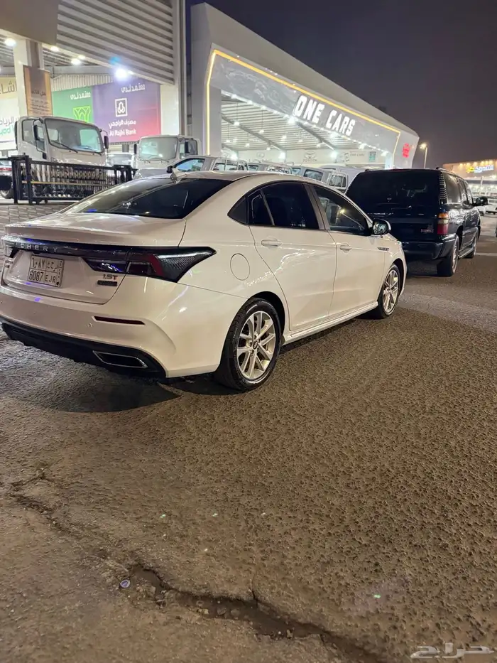 للبيع شانجان اريزو 6 1