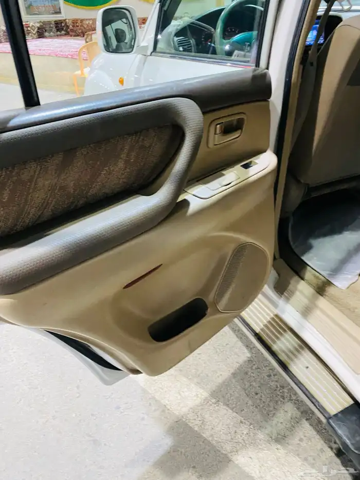 تويوتا لاندكروزر 2001 10