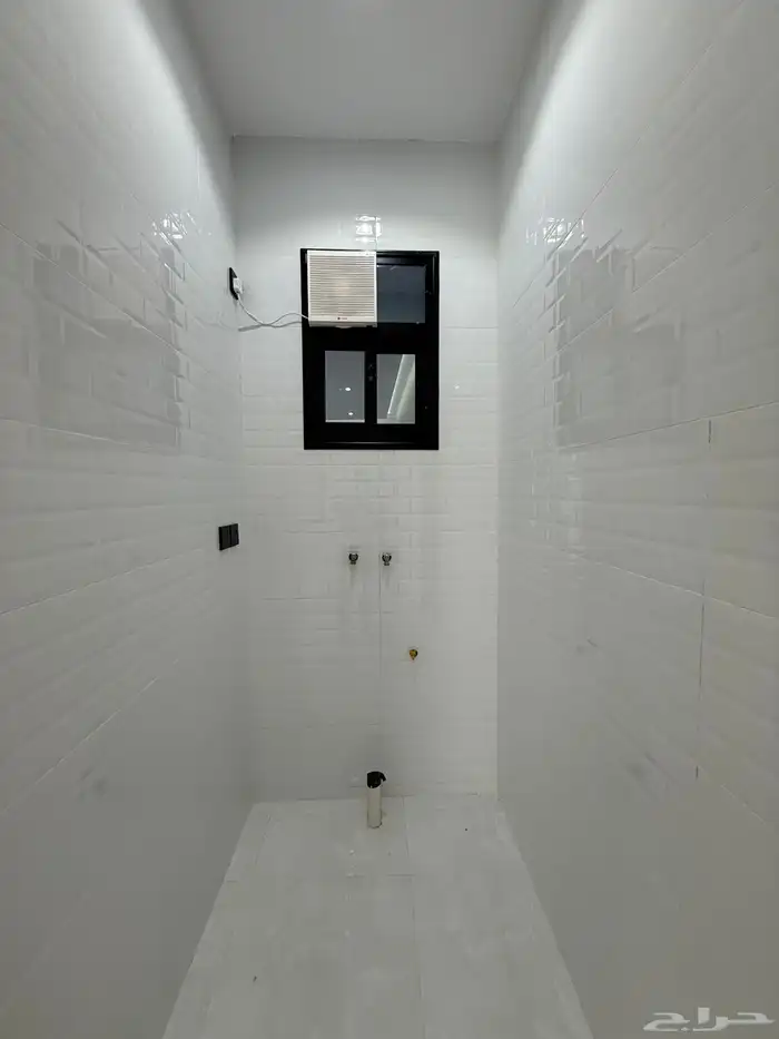 للبيع ارواف علويه وارواف ارضيه ببايكة سياره ف شمال الخميس 23